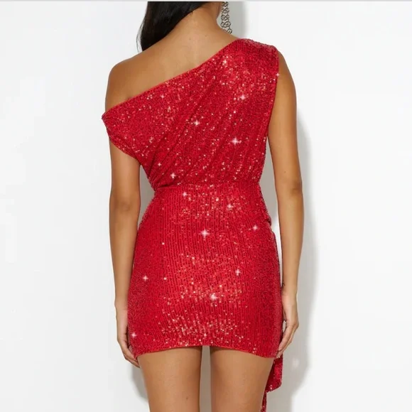 Hello Molly Luxe Arrived Mini Dress Red Sequin Off Shoulder Womens Size 2/XS - Picture 3 of 7